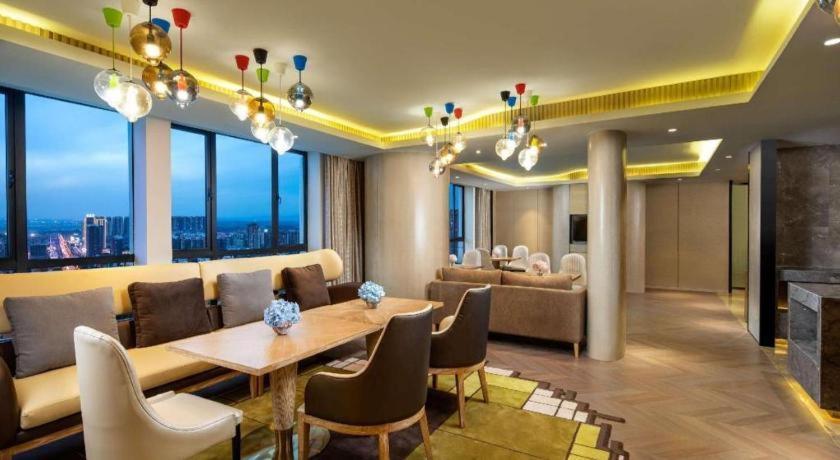 Ramada Plaza By Wyndham Changsha Xingsha מראה חיצוני תמונה